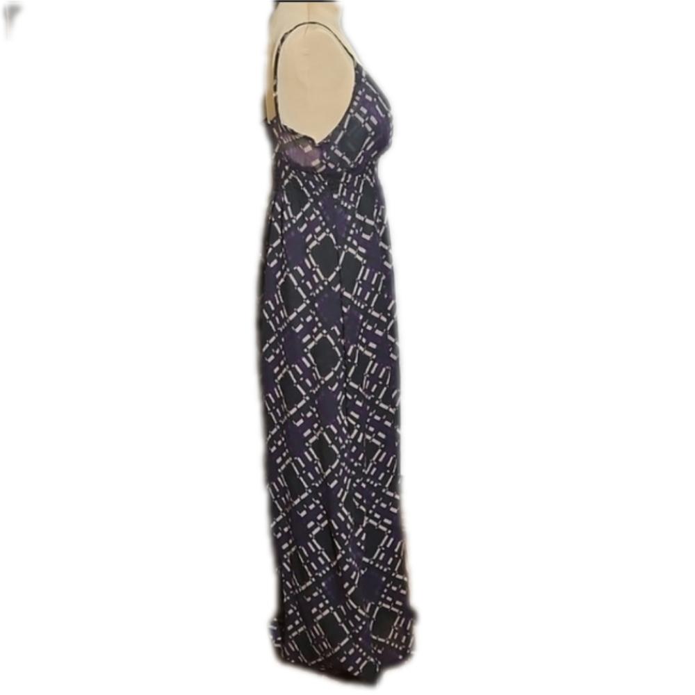 Lightweight Summer Maxi Dress - Picture 4 of 10